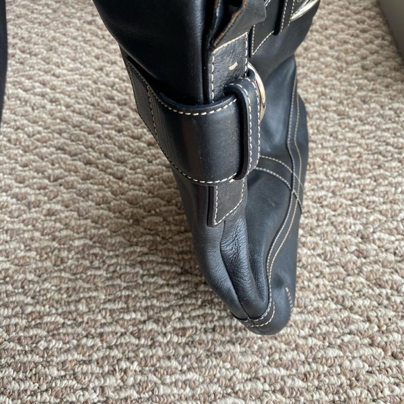 Black Coach leather purse - Picture 8 of 8